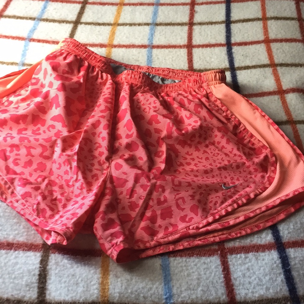 Shorts with build in underwear(?)